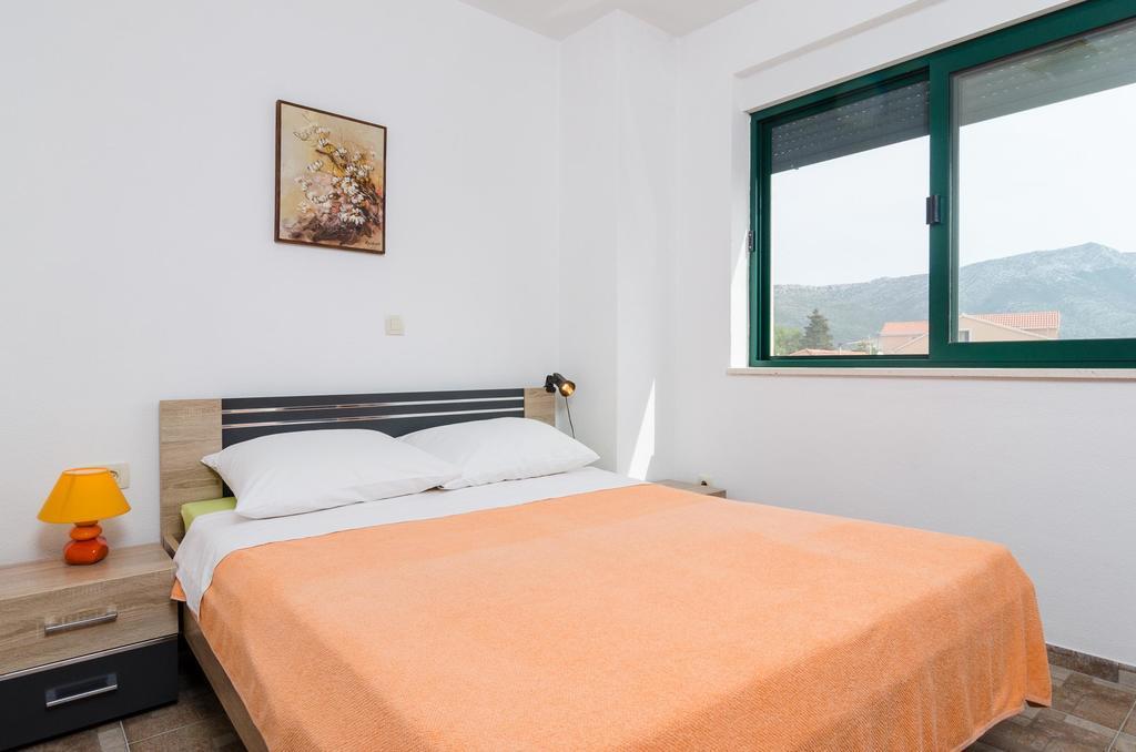Apartments Leo โอเรบิก ภายนอก รูปภาพ